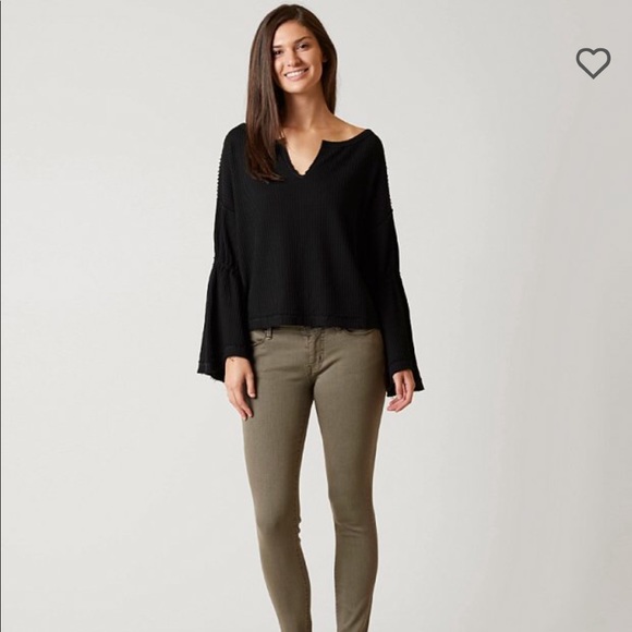 FREE PEOPLE DAHLIA V-NECK LONG SLEEVE THERMAL TOP, BLACK, SIZE XS (NWT) - Picture 3 of 8